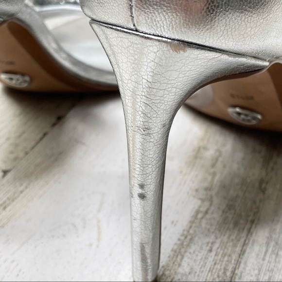 MICHAEL Michael Kors open toe sandal heels with silver sequin bow - 6.5M - Picture 7 of 9